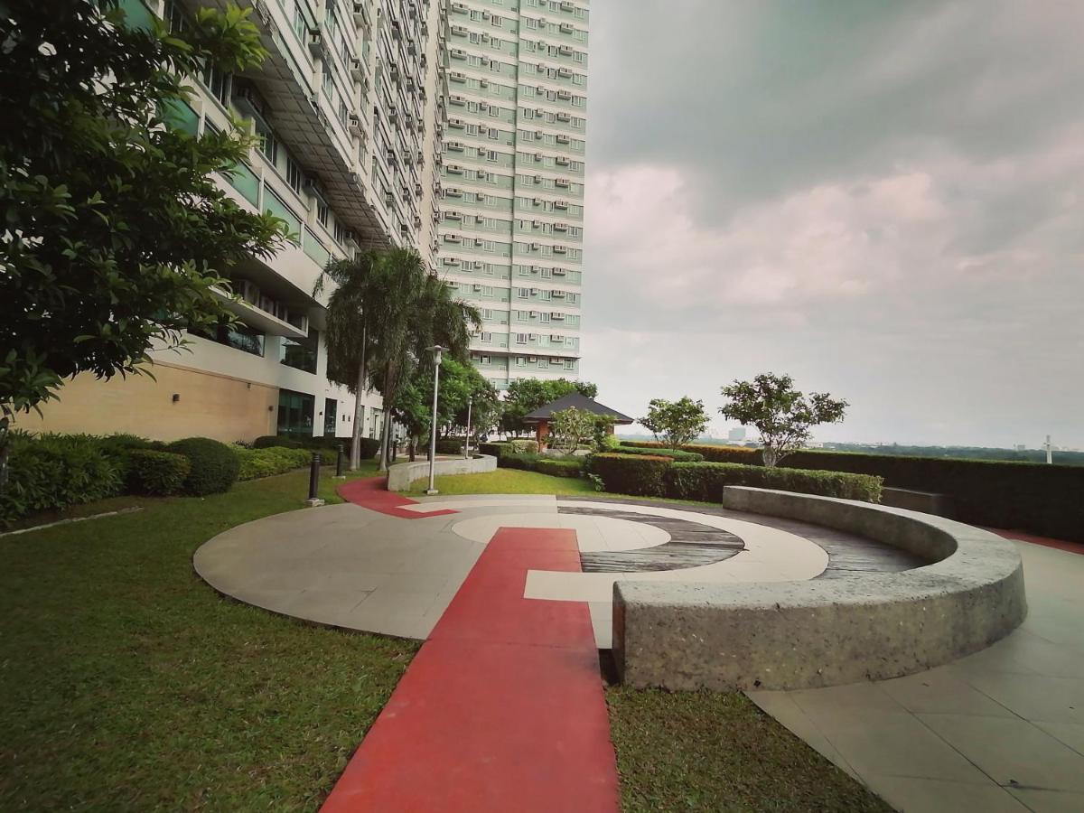 The Beacon Makati Staycation Suites Manilla Buitenkant foto