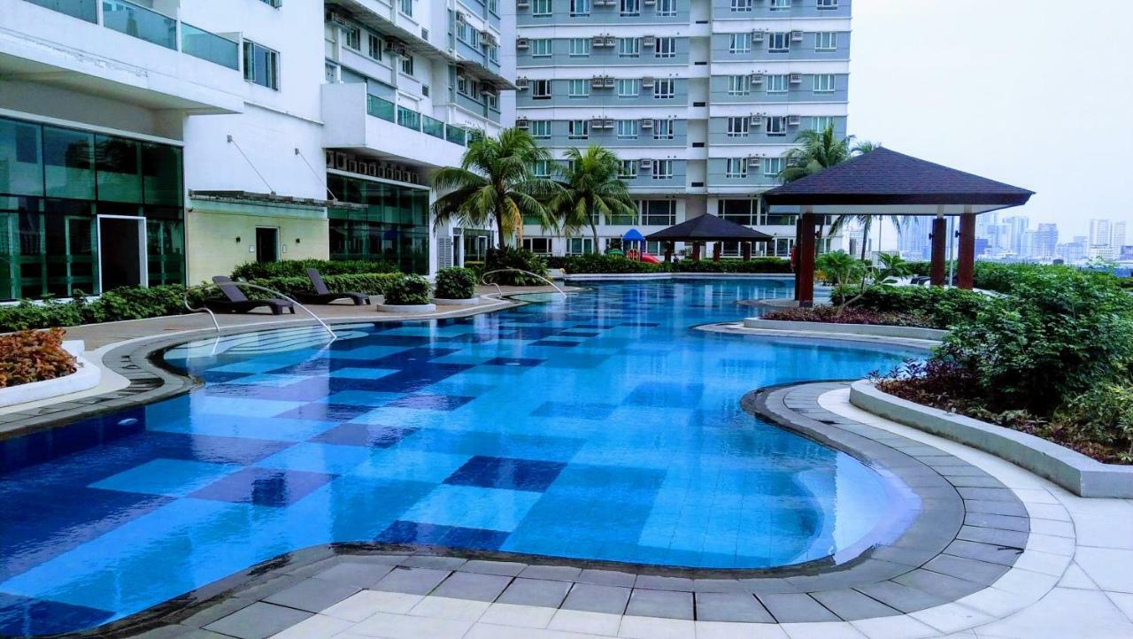 The Beacon Makati Staycation Suites Manilla Buitenkant foto